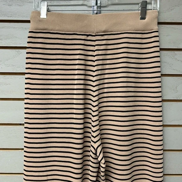 Heyson Striped Wide-Leg Pants - Picture 7 of 7